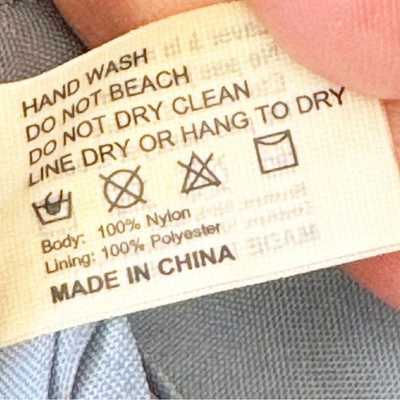 Baggalini Taupe‎ Travel Bag Crossbody Geo Print Pockets Organizing Turnlock RFID - Picture 10 of 12